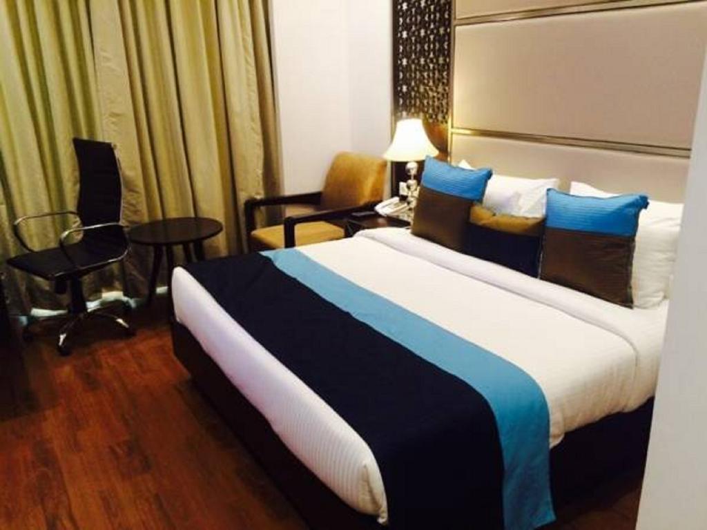 Hotel Delite Grand Faridabad Exterior foto