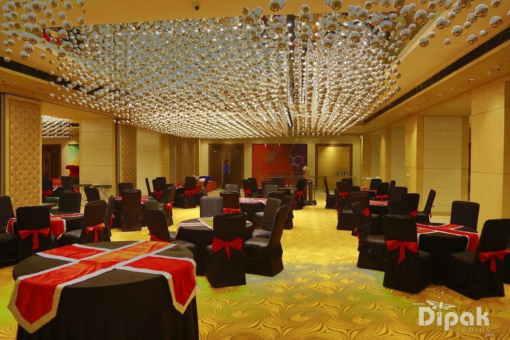 Hotel Delite Grand Faridabad Exterior foto
