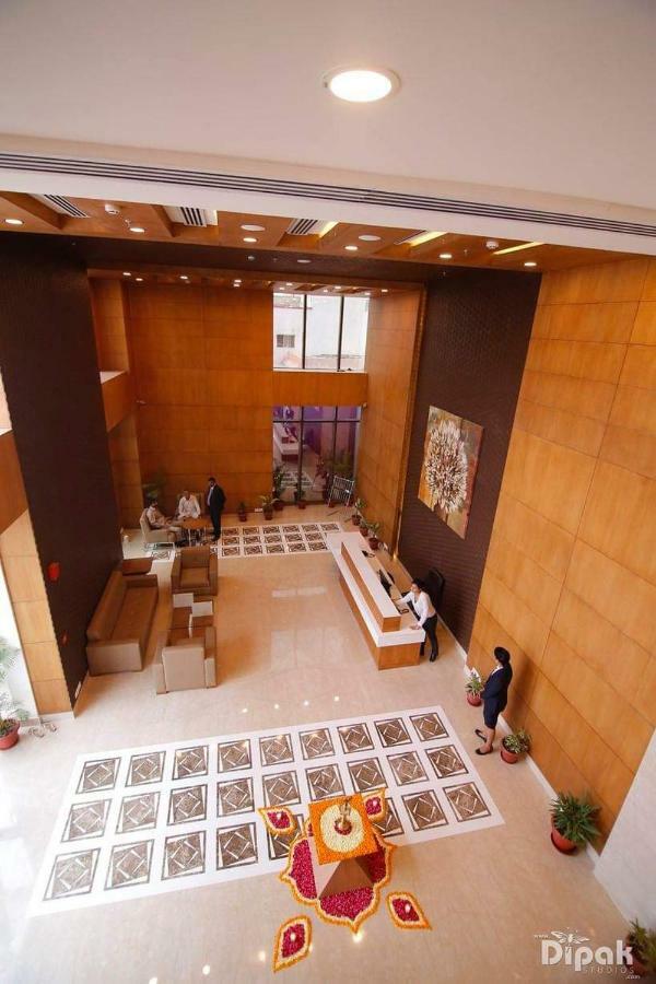 Hotel Delite Grand Faridabad Exterior foto