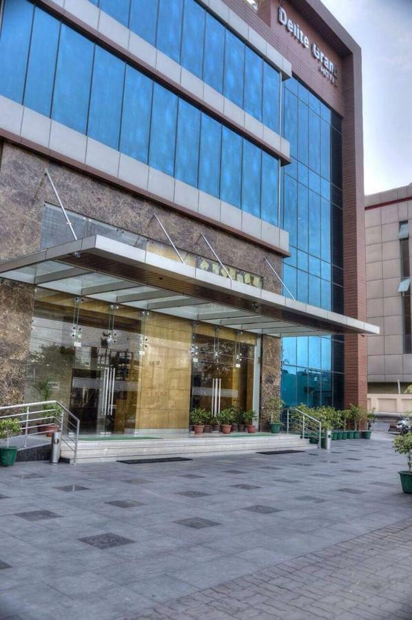 Hotel Delite Grand Faridabad Exterior foto